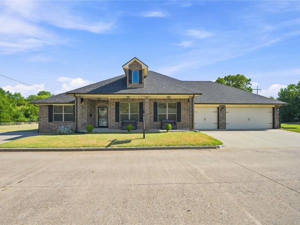 600 Del Haven Drive, Del City, OK 73115