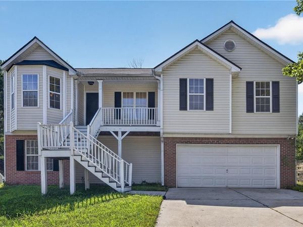 305 Bainbridge Circle , Dallas, GA 30132