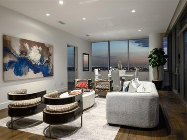 2200 Victory Avenue, Unit 2007, Dallas, TX 75219
