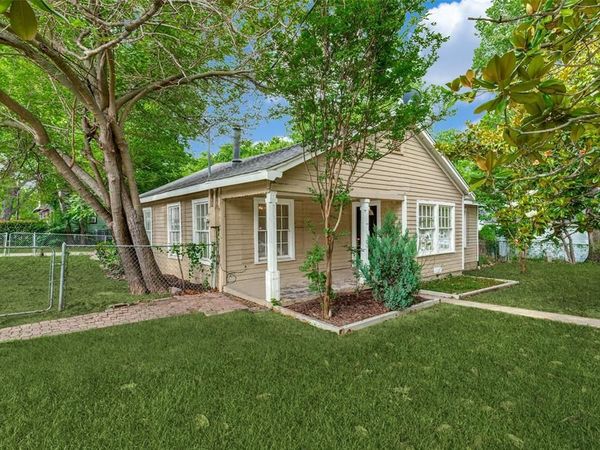 901 W Virginia Street, McKinney, TX 75069