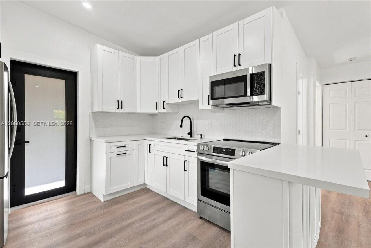 14035 NW 6th Ave, North Miami, FL 33168 Photo