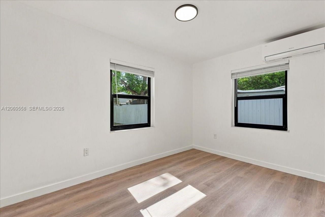 14035 NW 6th Ave, North Miami, FL 33168 Photo