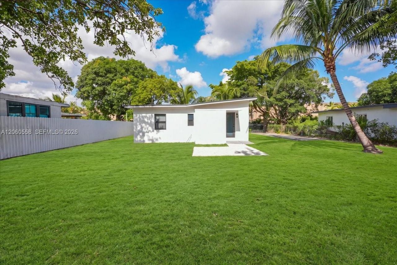 14035 NW 6th Ave, North Miami, FL 33168 Photo