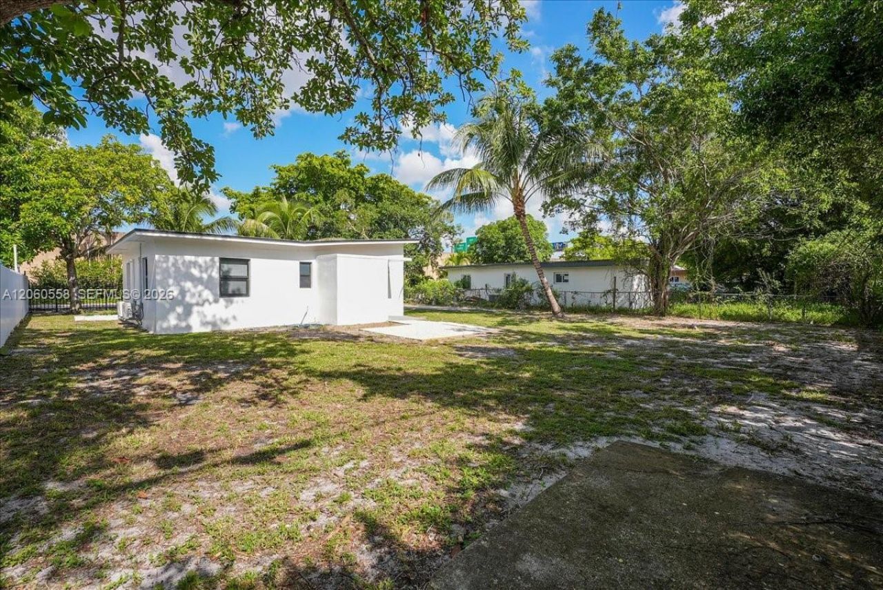 14035 NW 6th Ave, North Miami, FL 33168 Photo