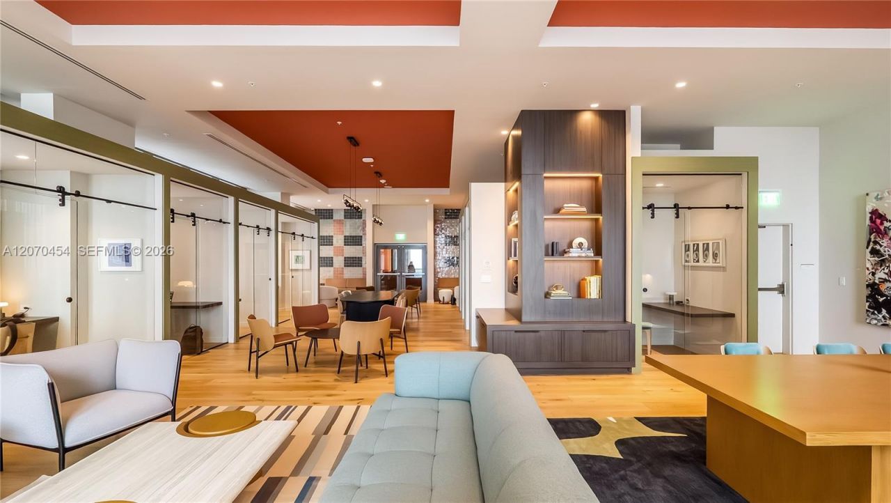 11 NE 6th St , Unit 808, Miami, FL 33132 Photo