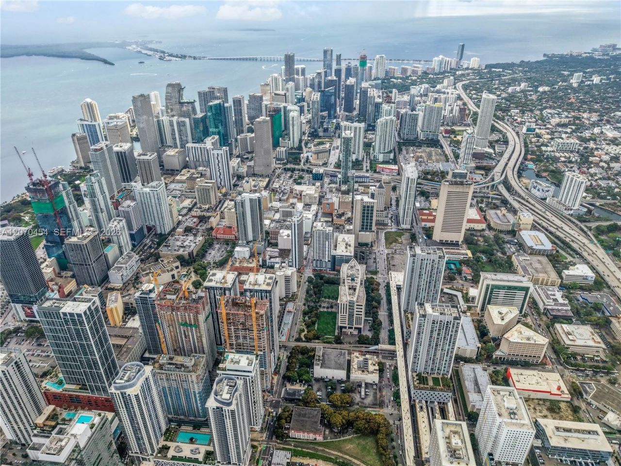 11 NE 6th St , Unit 808, Miami, FL 33132 Photo