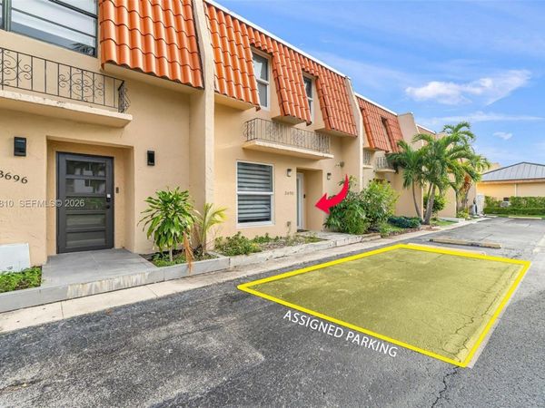 3690 NE 167th St, Unit 34, North Miami Beach, FL 33160