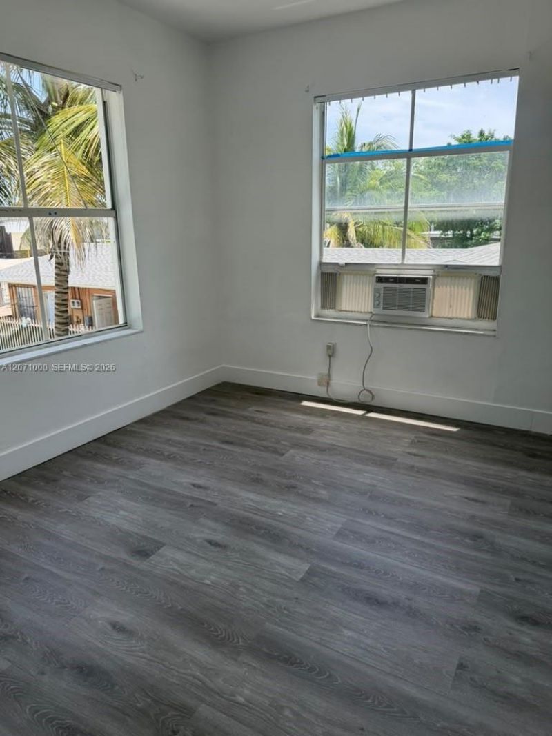 1236 NW 28th St, Unit 4, Miami, FL 33142 Photo