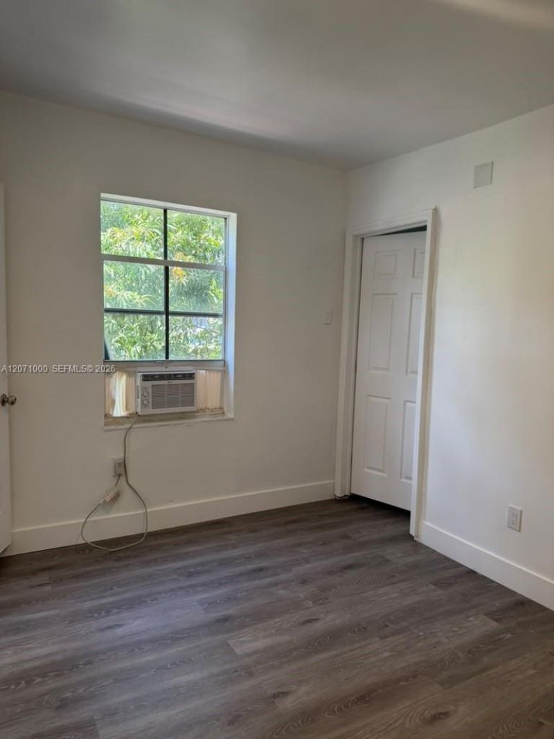 1236 NW 28th St, Unit 4, Miami, FL 33142 Photo