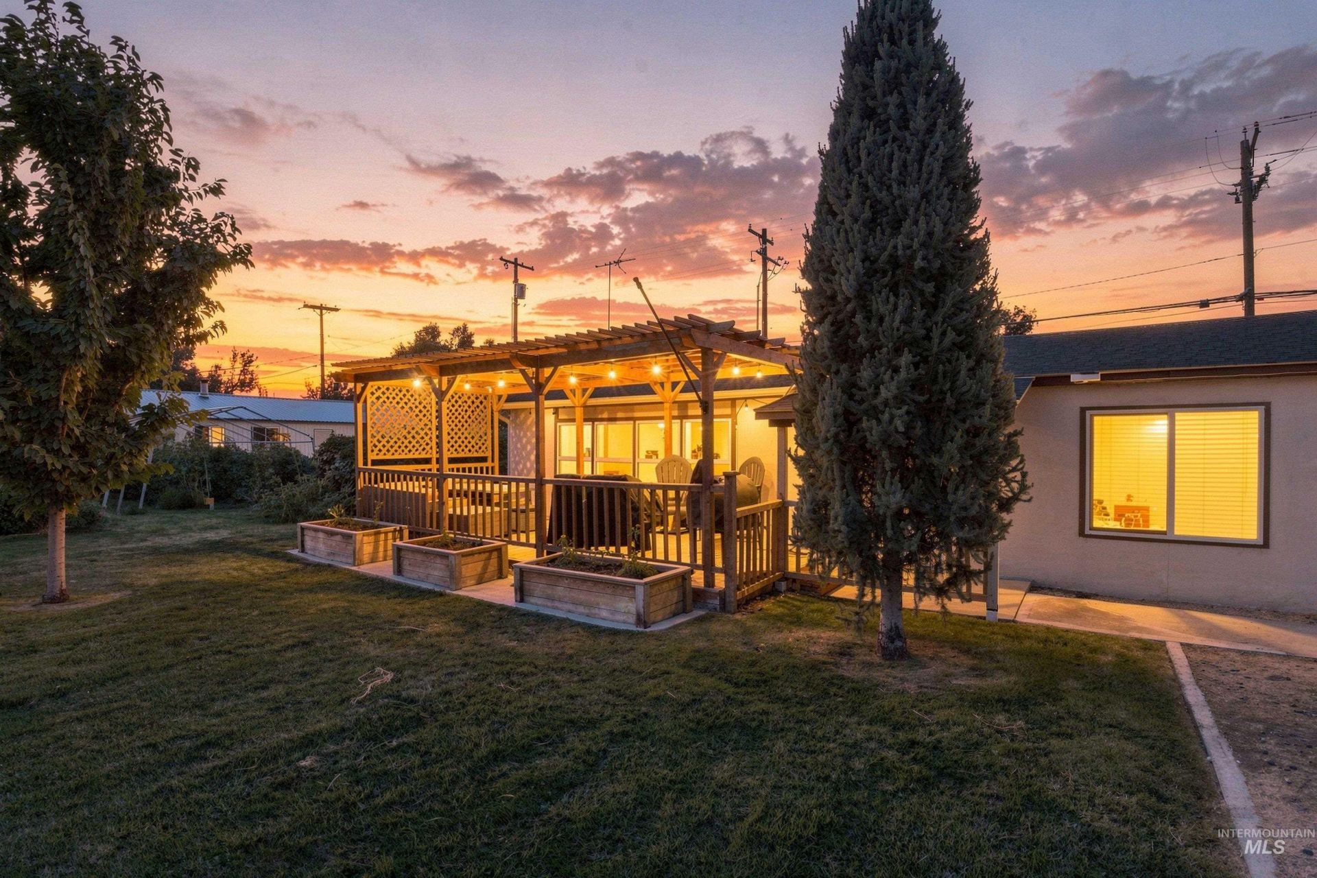 711 S Nectarine St, Nampa, ID 83686 Main Photo