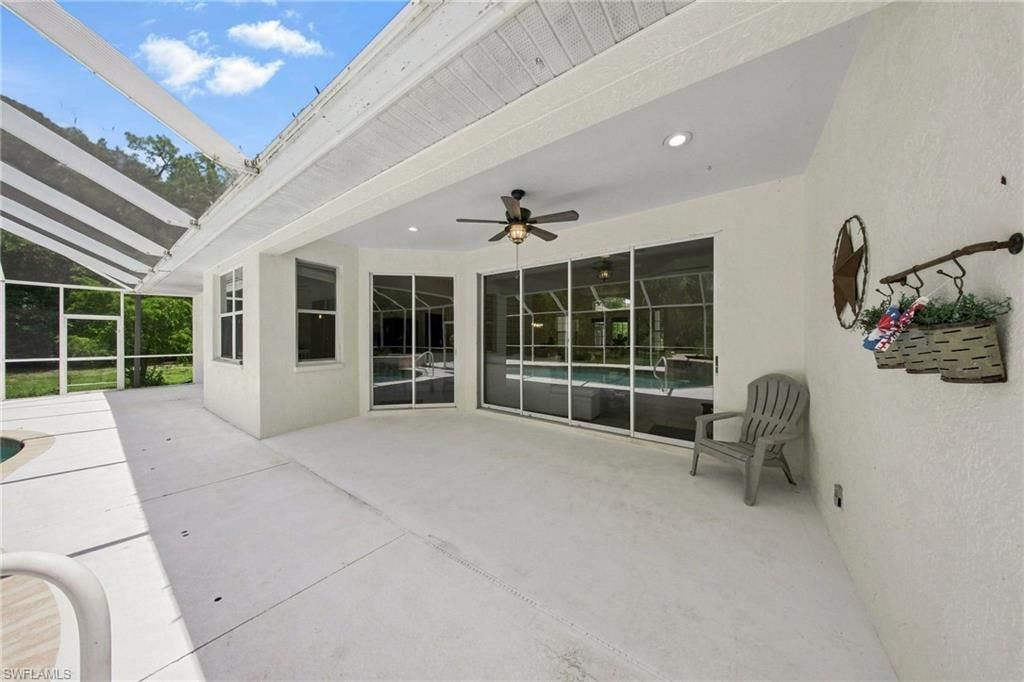 5791 Golden Gate Pkwy, Naples, FL 34116 Photo