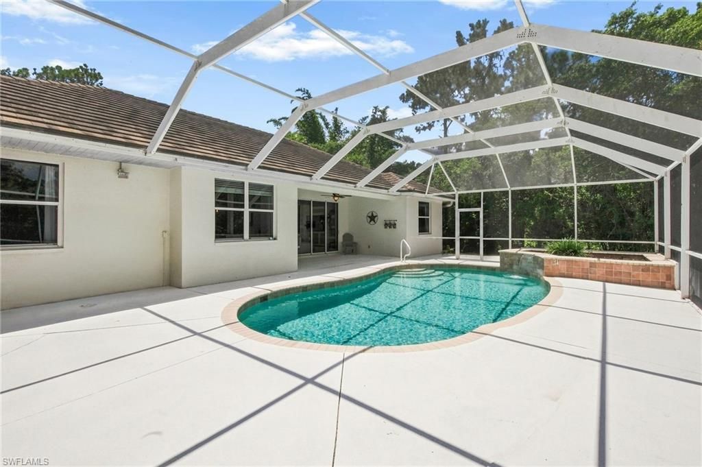 5791 Golden Gate Pkwy, Naples, FL 34116 Photo