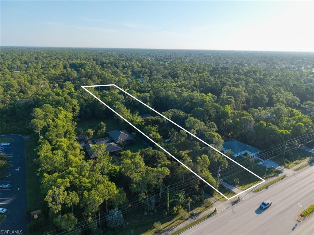 5791 Golden Gate Pkwy, Naples, FL 34116 Photo