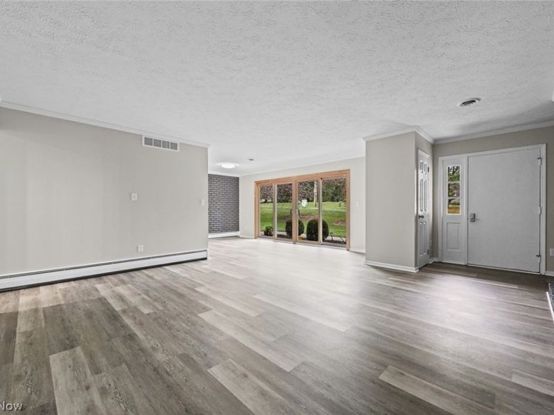 8579 Tanglewood Trail, Chagrin Falls, OH 44023 Photo 5