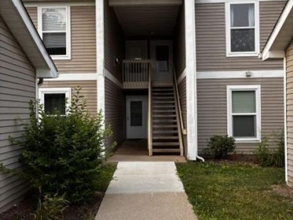 1357 Heatherwood Lane, Ann Arbor, MI 48108