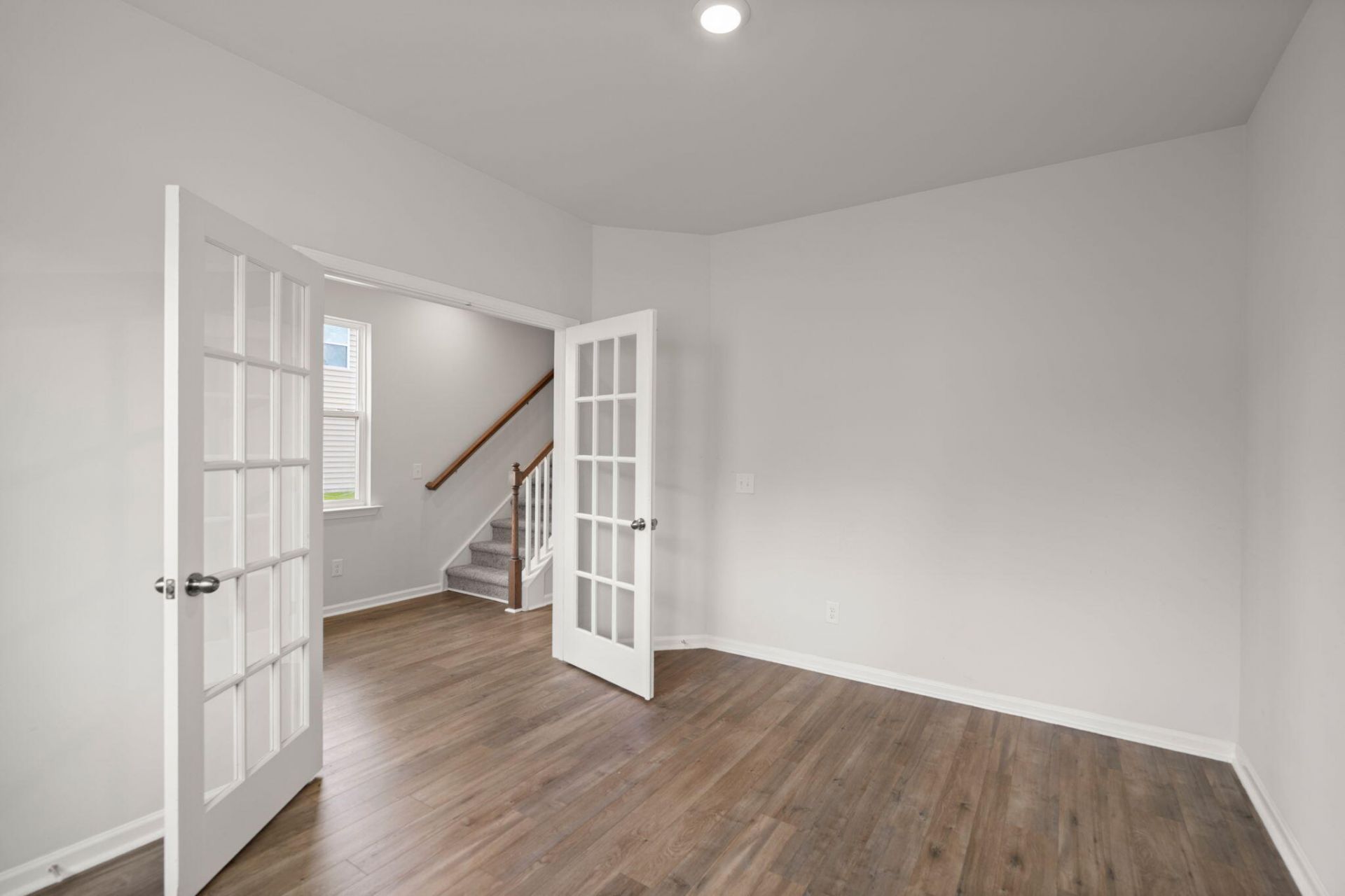 304 Firewheel Court Photo 12