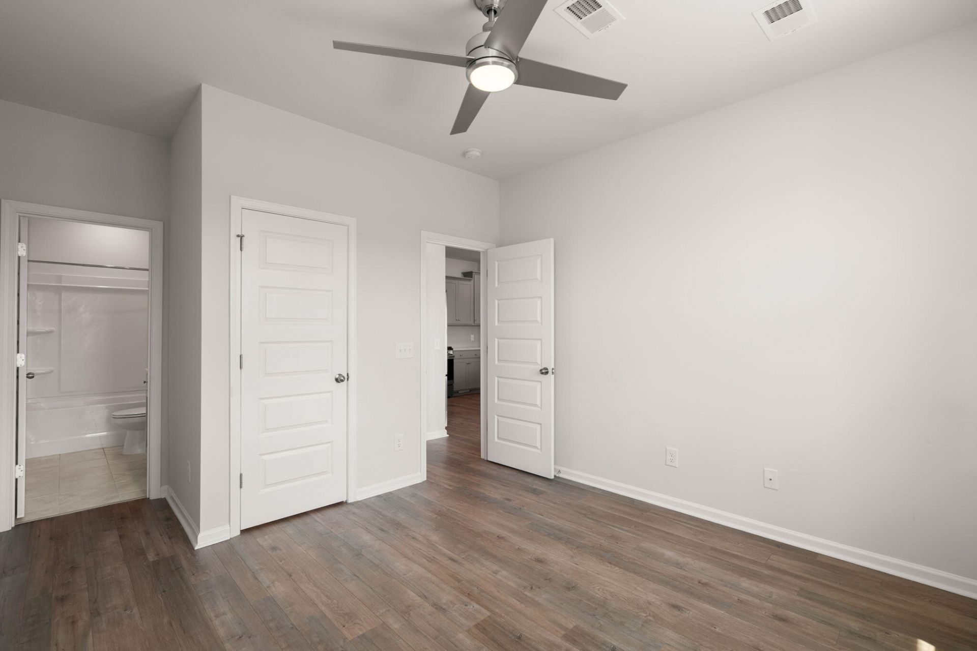 304 Firewheel Court Photo 19