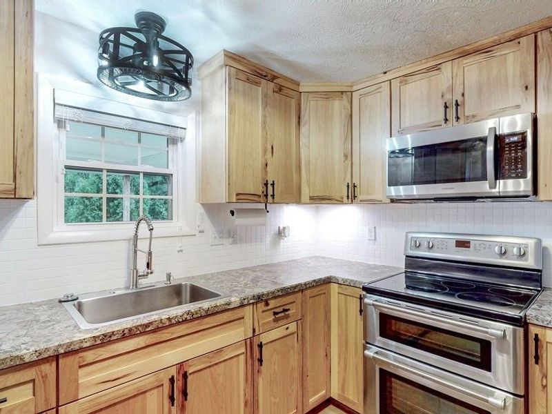 33580 Linden Drive, Solon, OH 44139 Photo 14