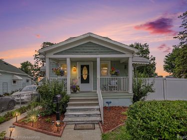 83 Gibbs Street, Mt Clemens, Mi 48043