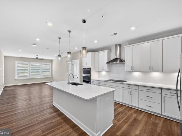 21630 HAWKSBILL HIGH CIRCLE, Unit 405, STERLING, VA 20164