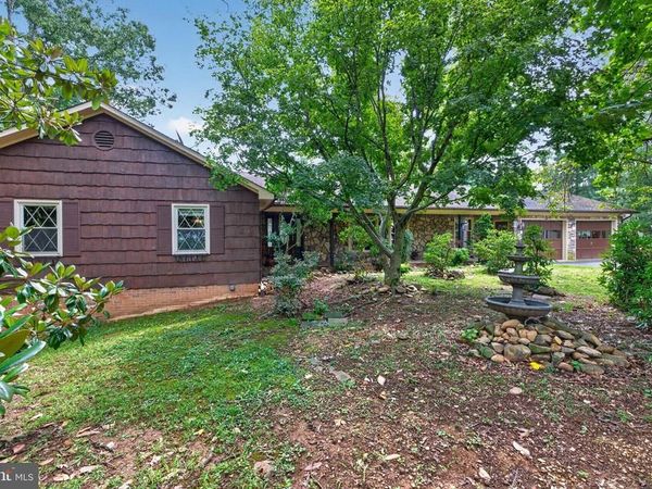 121 HERITAGE DRIVE, LURAY, VA 22835