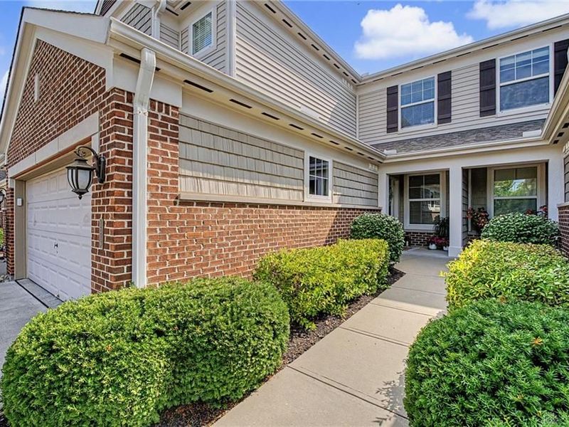 1316 Ironwood Drive, Lebanon, OH 45036 Photo 2