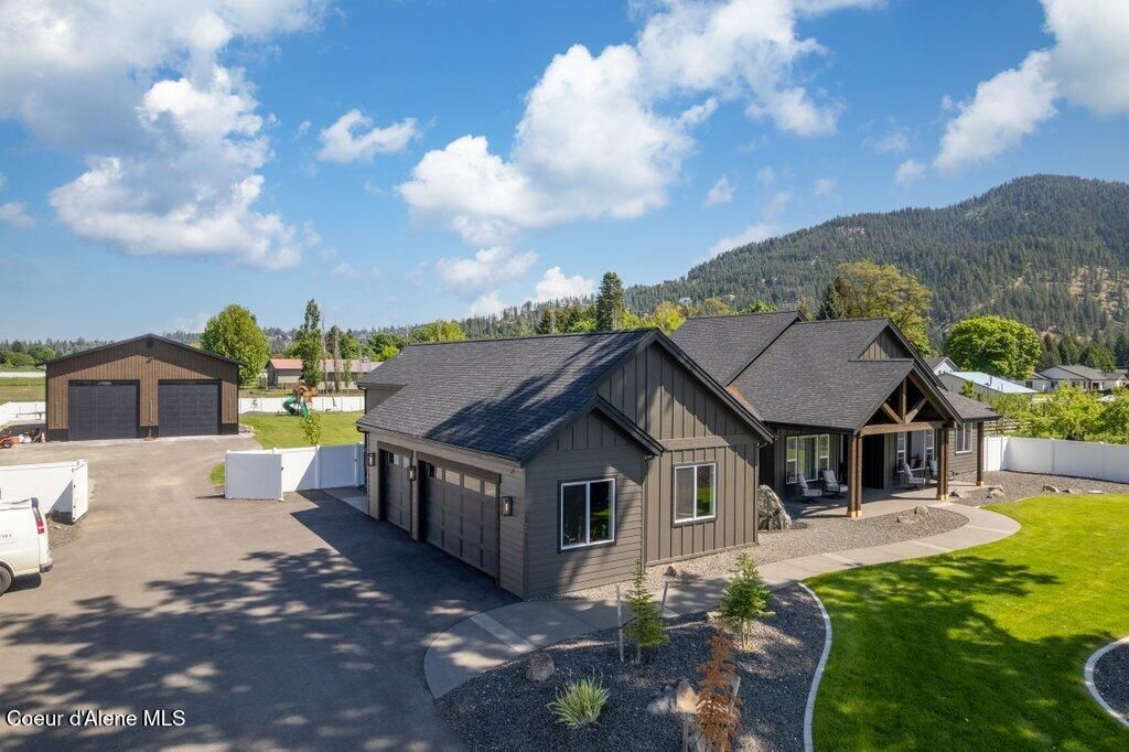 1831 E Dalton Ave, Dalton Gardens, ID 83815 Main Photo