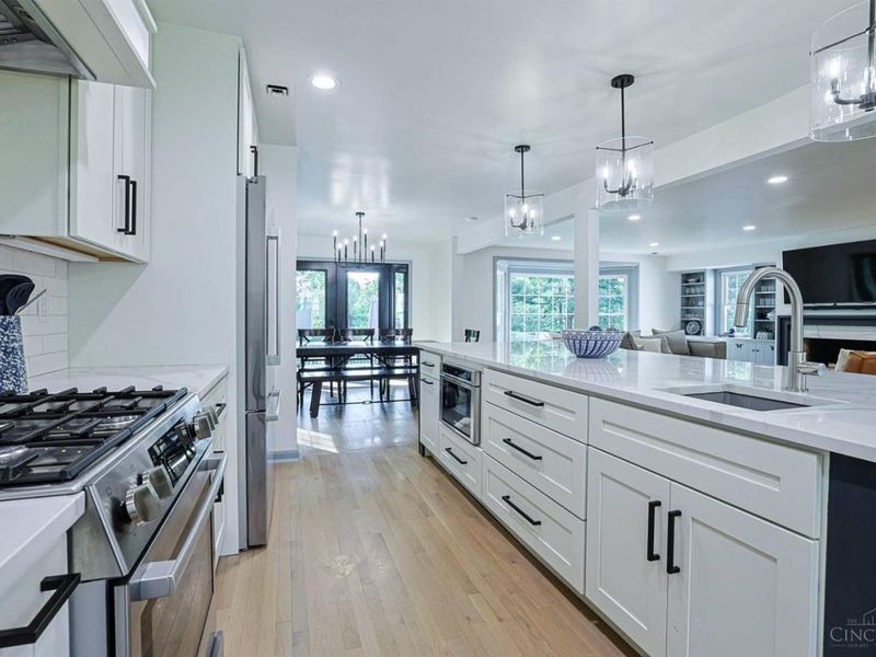 4006 Miami Rd, Mariemont, OH 45227 Photo 16