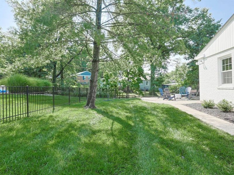 4006 Miami Rd, Mariemont, OH 45227 Photo 49