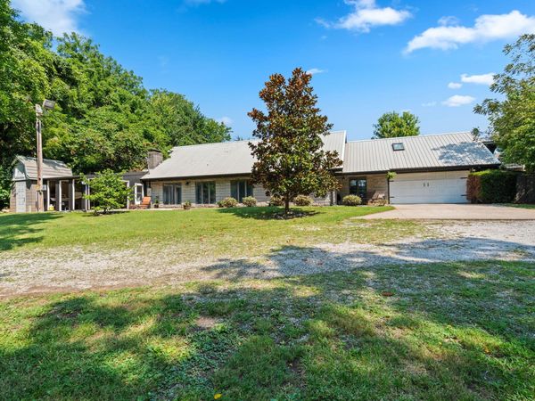 7327 W Farm Rd 88, Willard, MO 65781