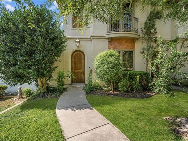 3633 Crestline Road, Fort Worth, TX 76107