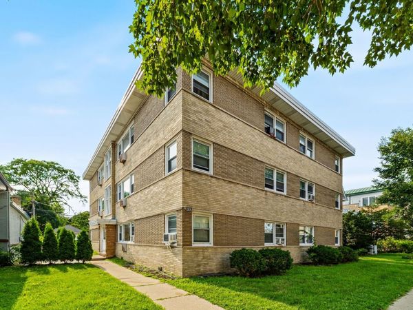 929 S Oak Park Avenue , Unit 3NW, Oak Park, IL 60304
