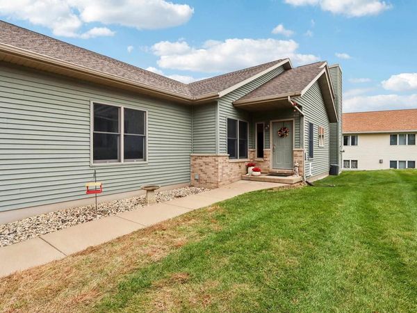 113 Jennifer Circle, Mount Horeb, WI 53572