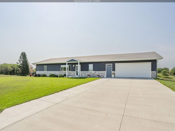 26800 ASH ST, Hinton, IA 51024