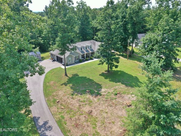 175 Logan Lane, Oneida, TN 37841