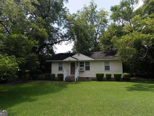 101 Almond Drive, Albany, GA 31705