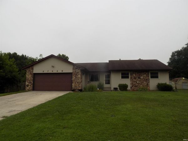 27448 Lotus Lane, Elkhart, IN 46517
