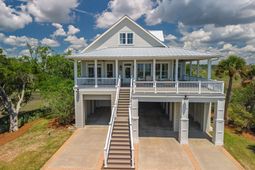 1250 Hammocks Way photo 4