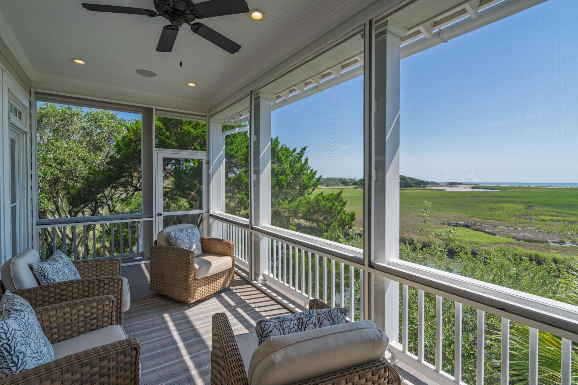 1250 Hammocks Way Photo 49