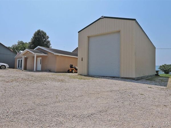 271 Shawneetown Road , Jackson, MO 63755