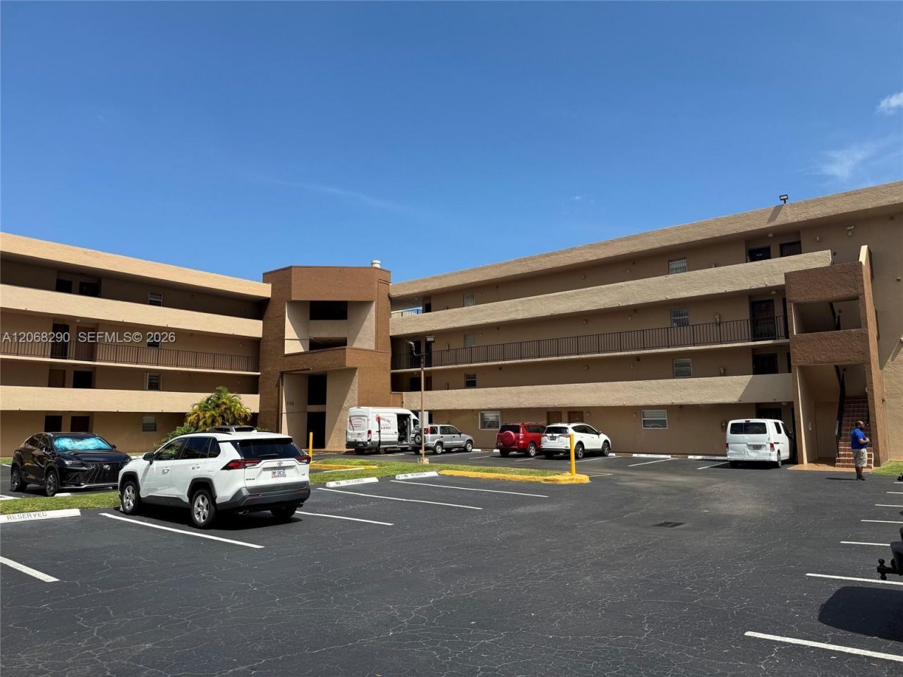 702 NW 87th Ave, Unit 213, Miami, FL 33172 Photo