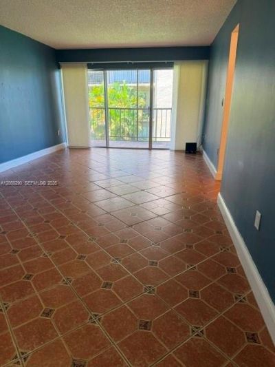 702 NW 87th Ave, Unit 213, Miami, FL 33172 Photo