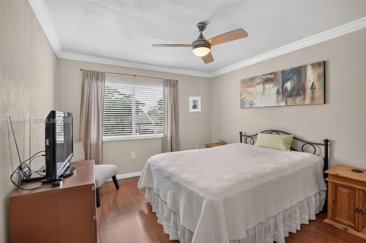 10725 NW 30th Pl, Unit 4, Sunrise, FL 33322 Photo