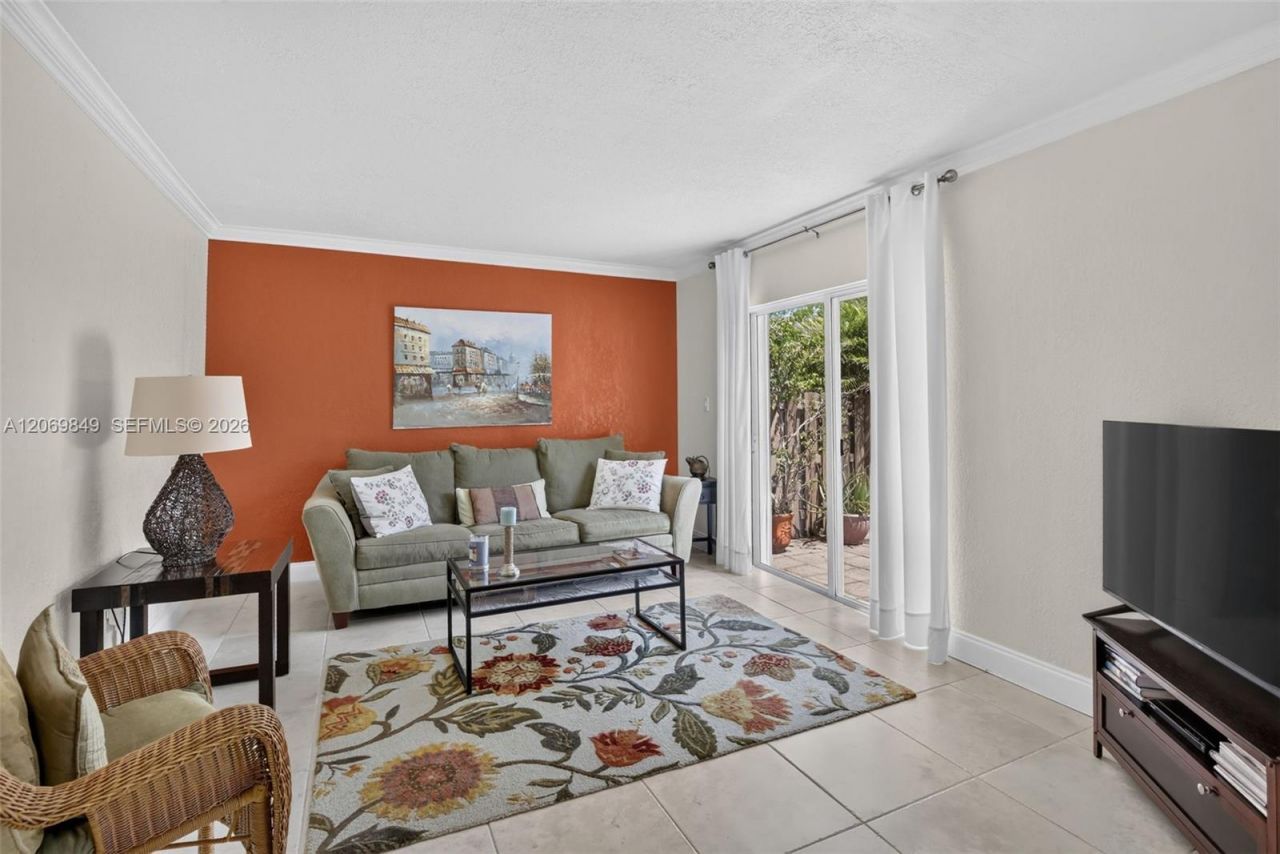 10725 NW 30th Pl, Unit 4, Sunrise, FL 33322 Photo