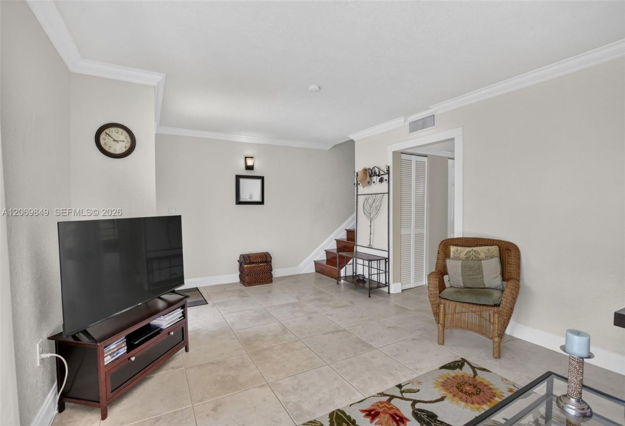 10725 NW 30th Pl, Unit 4, Sunrise, FL 33322 Photo
