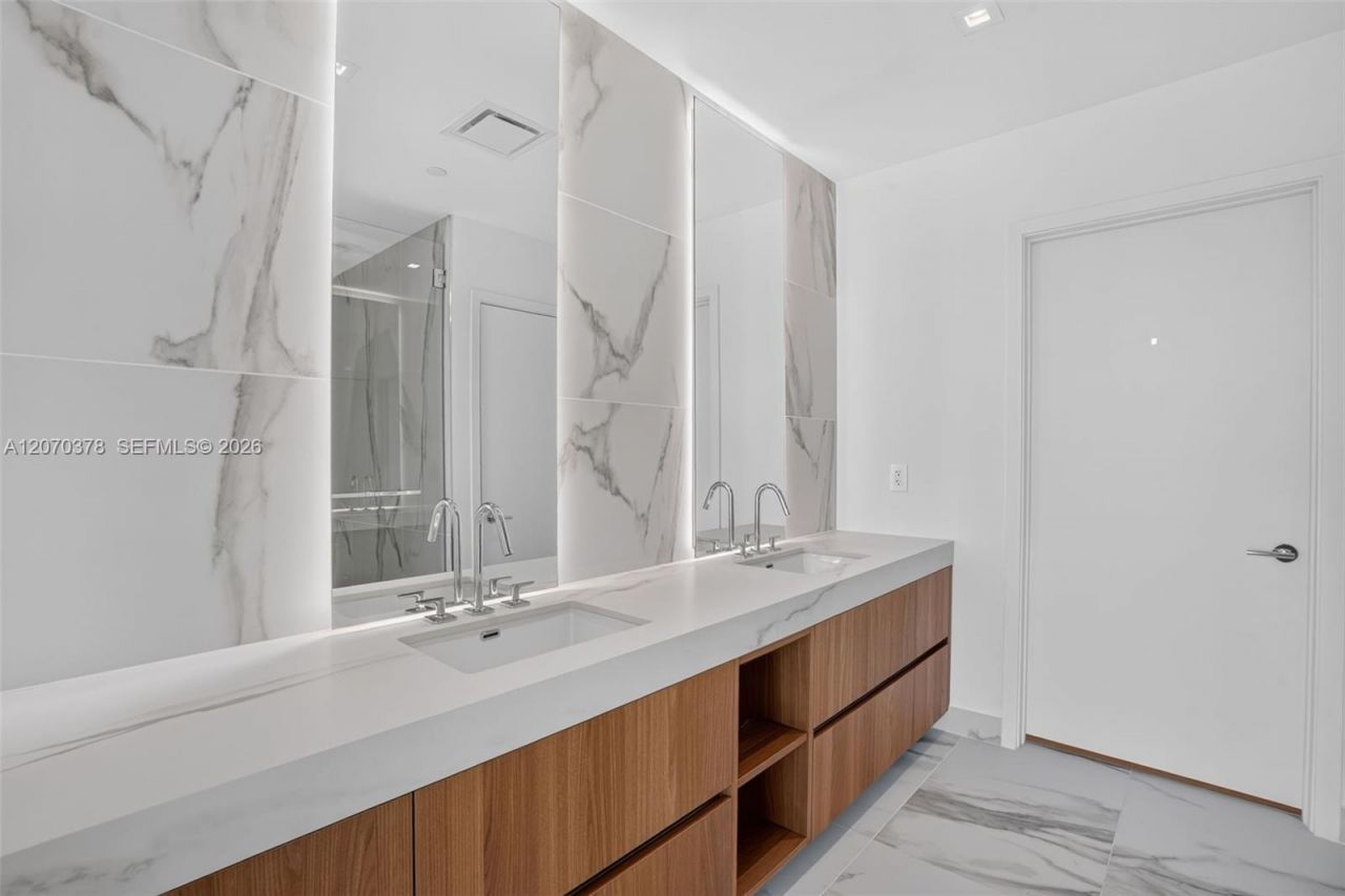 1400 Biscayne Boulevard , Unit 1605, Miami, FL 33132 Photo