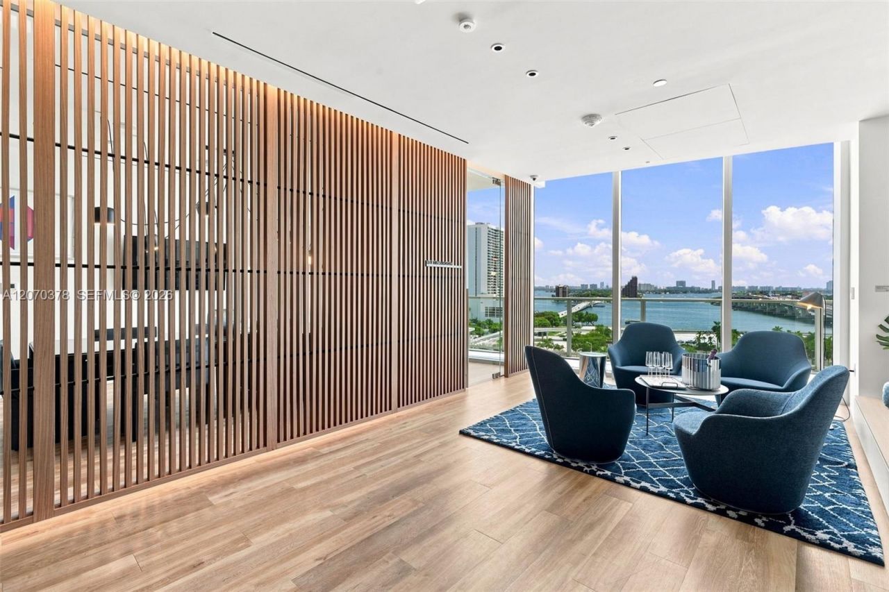 1400 Biscayne Boulevard , Unit 1605, Miami, FL 33132 Photo