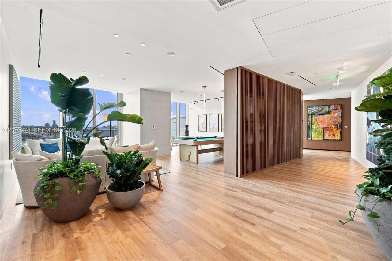 1400 Biscayne Boulevard , Unit 1605, Miami, FL 33132 Photo