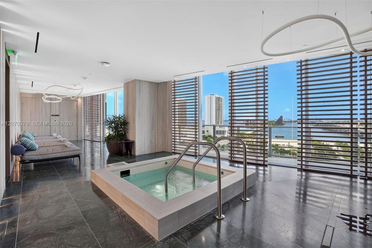 1400 Biscayne Boulevard , Unit 1605, Miami, FL 33132 Photo