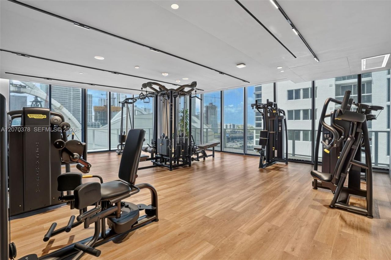1400 Biscayne Boulevard , Unit 1605, Miami, FL 33132 Photo
